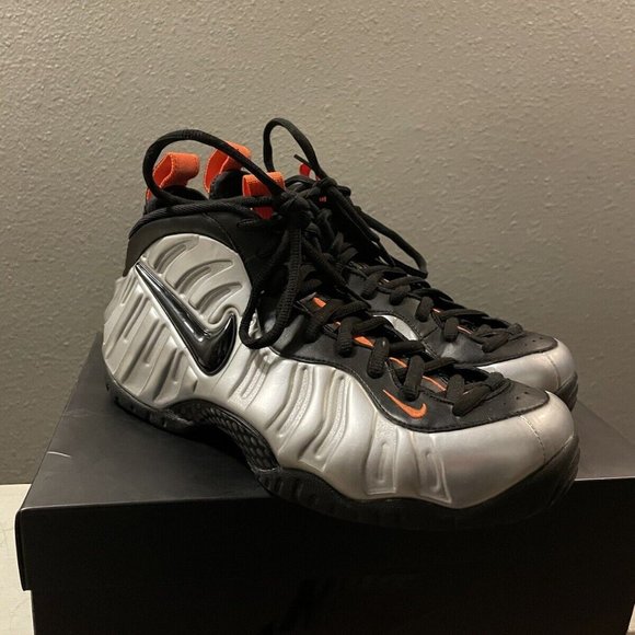 Size 9 - Nike Air Foamposite Pro Halloween 2020